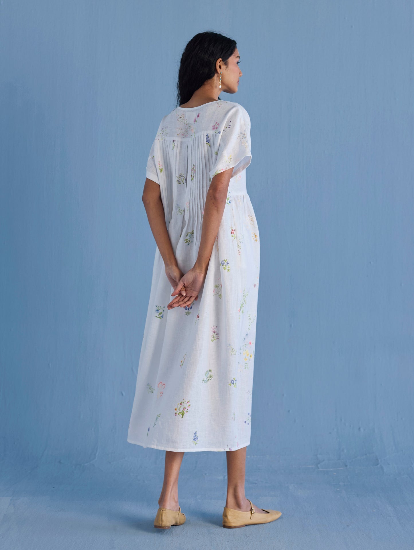 Uniko Pleated Floral Linen Dress - White