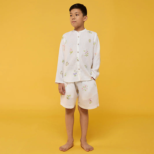 Kimi Timeless Linen Shorts - White